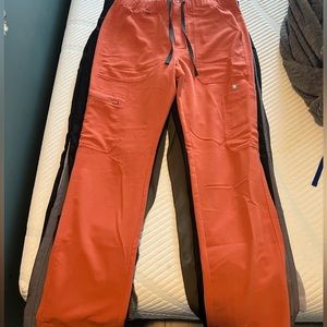 Figs scrub pants Medium (34x32) lightly worn